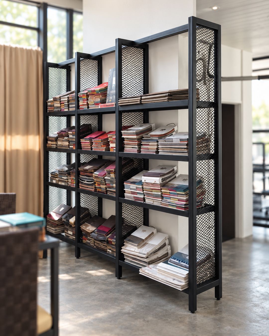 Display fixtures