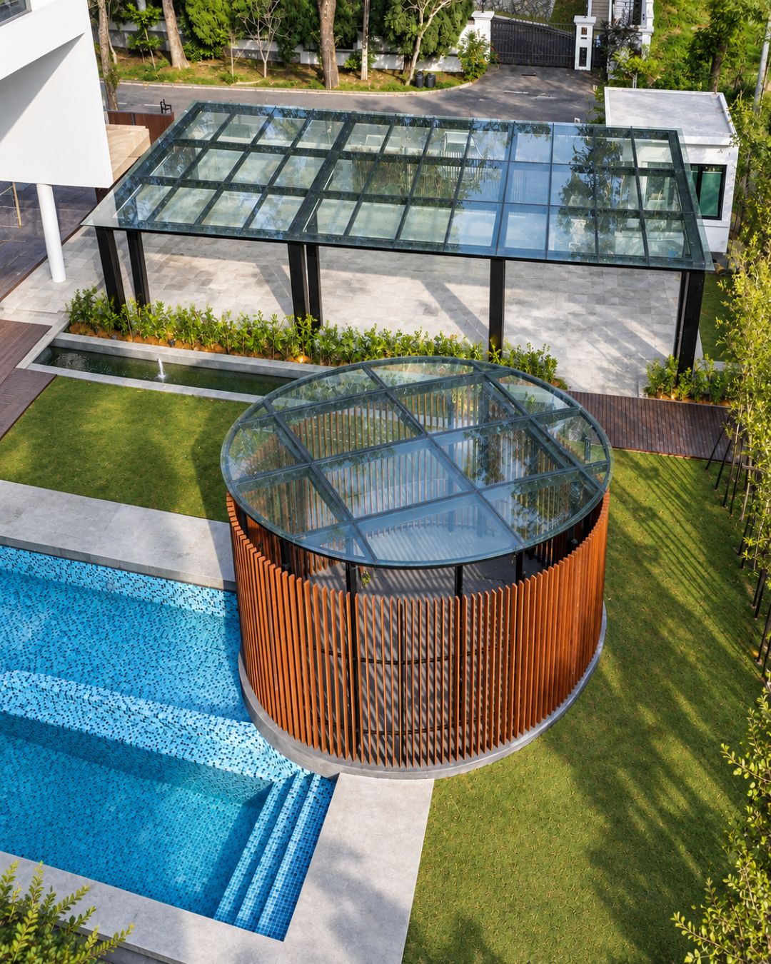 Round poolside pavilion